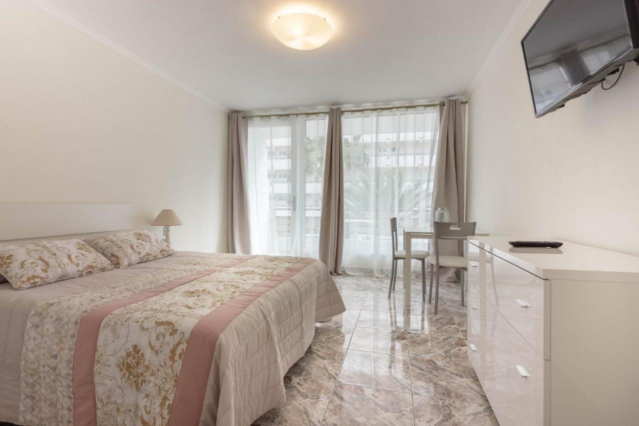 Tenerife Olympia Apart Hotel-Playa De Las Americas. Balcony, Sea View & Pool Luaran gambar